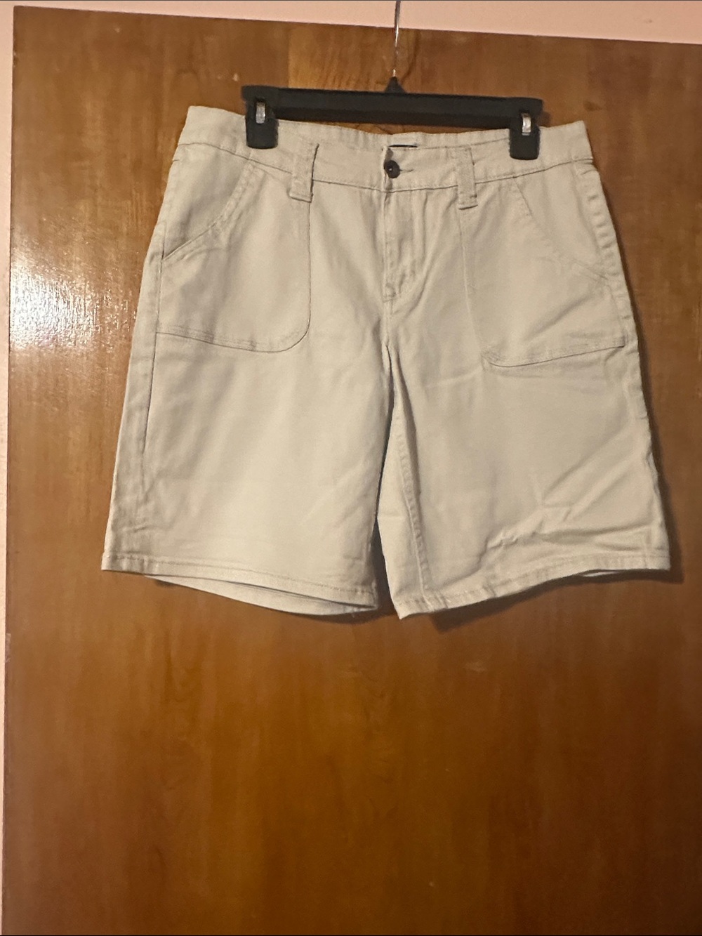 Hannah Women's Casual Shorts - Cream